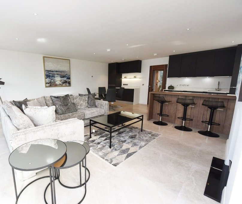 NREProperties's tweet photo. LOCATION, LOCATION, LOCATION! These luxurious 3 bed #coastal apartments are selling FAST. Contact NRE on (028) 7032 9222 for more info.

✨ONLY 2 REMAINING✨

Check them out there: 👇
https://t.co/OsZqujKP24…/587073

#nreproperty #teamNRE #coastalapartments #holidayhomes https://t.co/eAX0zrRjvu