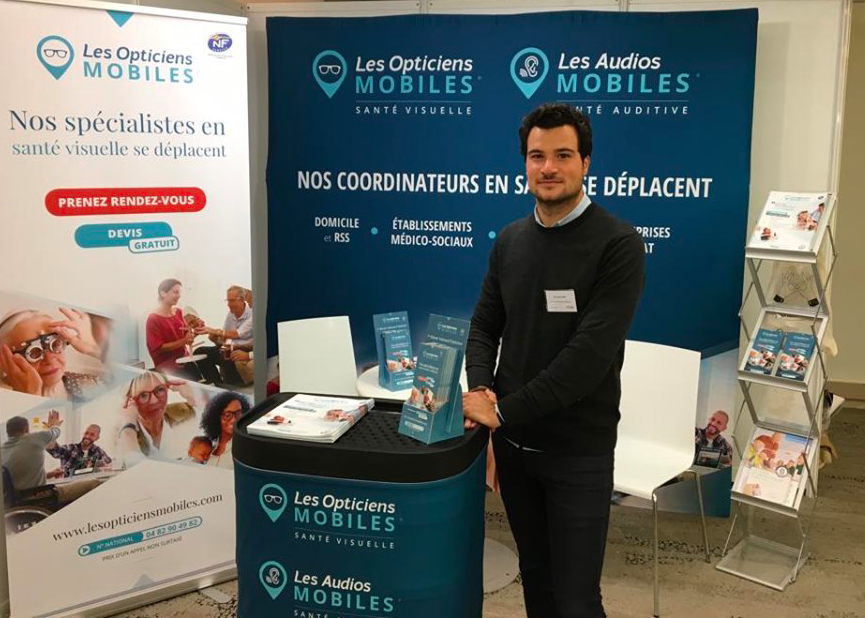 opticienmobile's tweet photo. Présents aux #AssisesDomicile
RDV Stand N°10 pour échanger autour de nos solutions en #SantéVisuelle et #SantéAuditive sur les lieux de vie des personnes.
#BienVoirPourMieuxVivre #BienEntendrePourMieuxVivre #OpticienMobile #AudioMobile #AccèsAuxSoins #techforgood @Ehpa_Presse https://t.co/2kdIDs6rFA