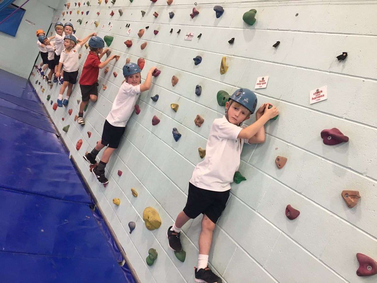 MoulsfordPP's tweet photo. The Pre-Prep boys have enjoyed bouldering this week after school ๐#mpsboys #mpsfun #mpsactivities https://t.co/DQ0YwJDyrI