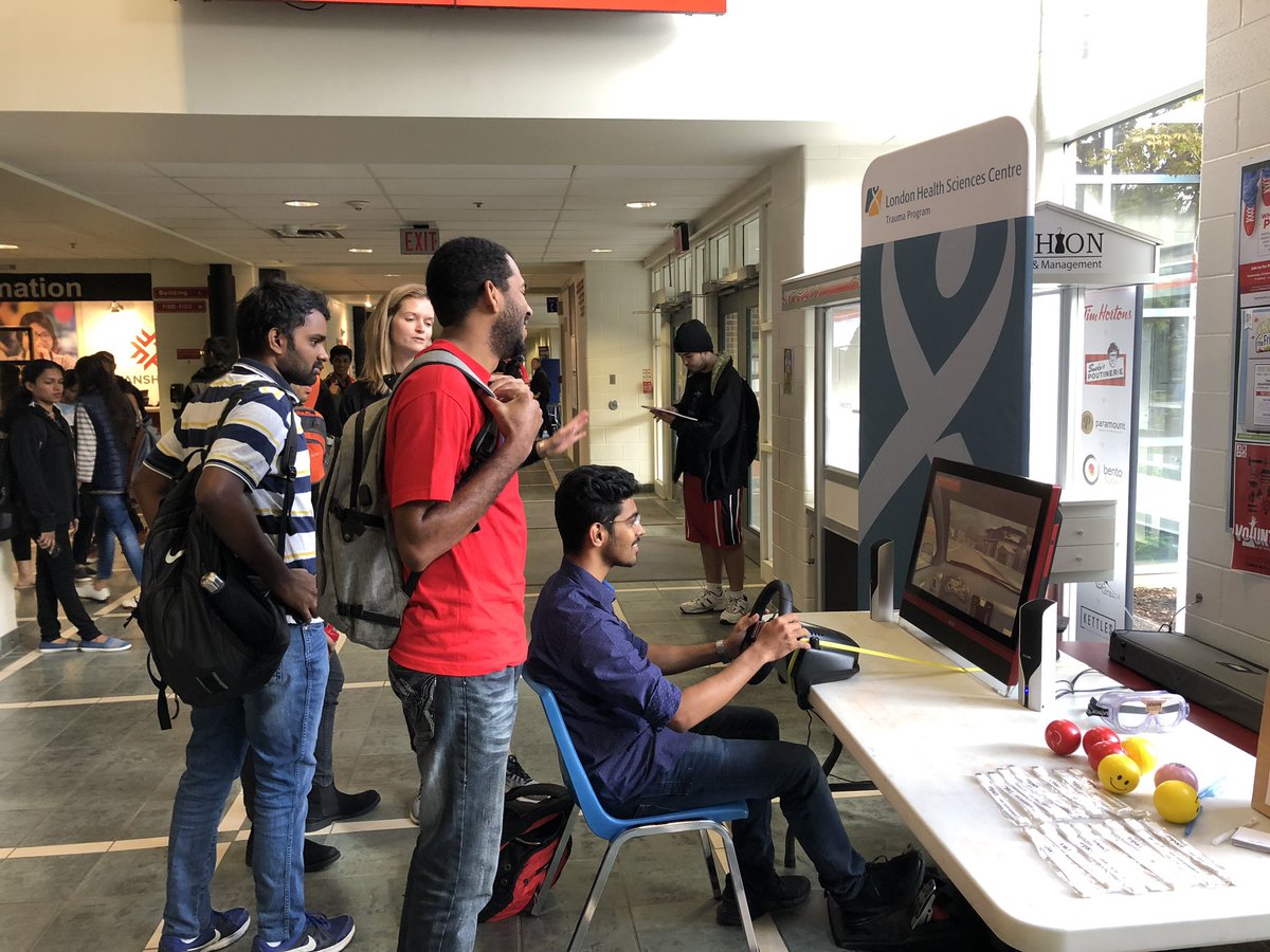 LHSCCanada's tweet image. Our #LHSCTraumaProgram is out at @FanshaweCollege participating in their Health &amp;amp; Wellness Fair. Our team is educating students on the dangers of driving impaired through use of our driving simulator. #KnowWhatImpairedMeans