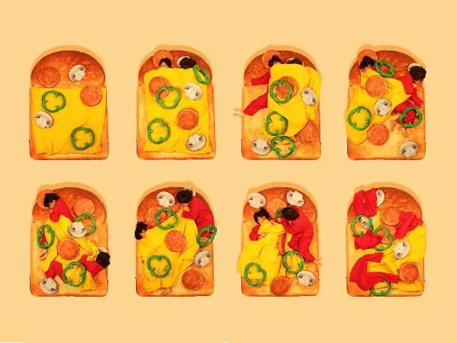 まるでトーストに乗せられたバター気分？！この食パンベッドめっちゃ欲しい！