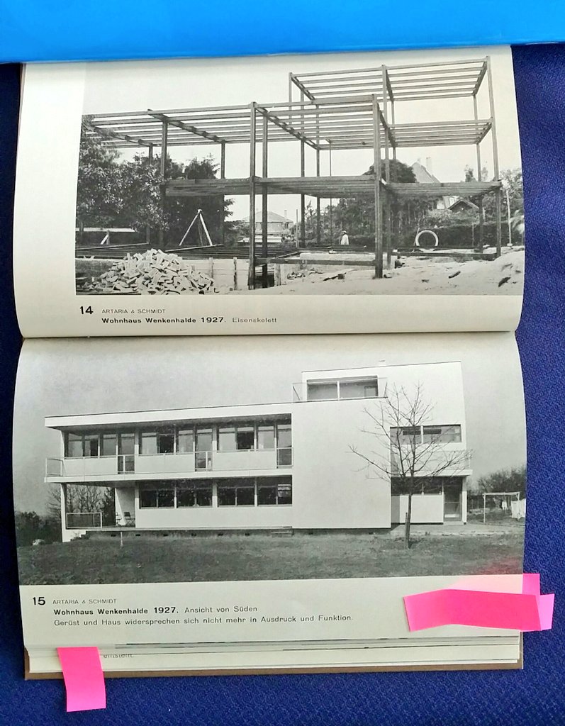 ro_almonacid's tweet photo. Y seguimos en este #JuevesDeArquitectura como voyeur d fotografías y, claro, acabo escribiendo sobre bellísimos #stripteases arquitectónicos:
- I./ casa Wenkenhalde (Artaria + Schmidt, Riehen).
- D./ sanatorio Zonnestraal (Duiker + Bijvoet, Hilversum).

La erótica de la imagen. https://t.co/iMxU7YRYj9