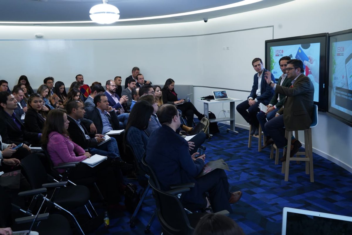 BBVASpark's tweet image. &quot;Hay una gran oportunidad en nuestras manos, se trata de las #Sandbox, un ambiente seguro de prueba y error para las fintech, donde se está gestando el futuro de su regulación&quot; Andrés Ramírez, dir. de transformación digital e inclusión financiera de @Asobancaria #DataDrivenMeetUp