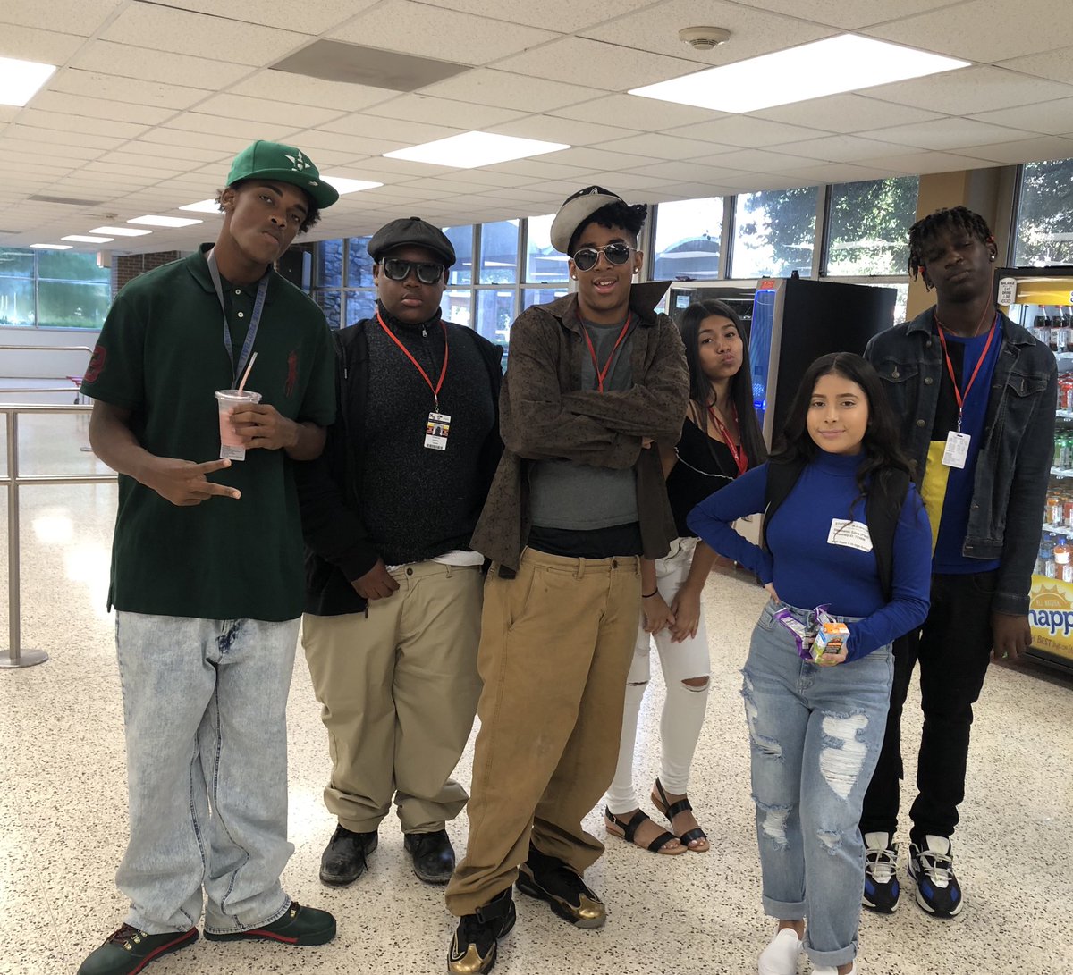 northshoreffa's tweet photo. Fun times during Homecoming week of Decades Day! https://t.co/UUjOhpgabi