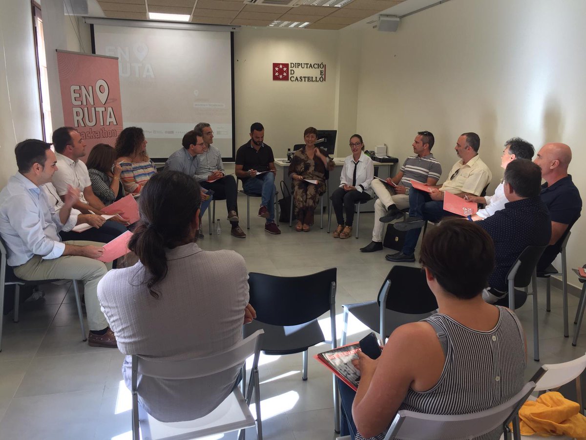 IoTsens (@iotsens) on Twitter photo 👥 Hoy, el equipo de IoTsens ha estado en diferentes eventos de la CV. 🗨 Ignacio Llopis ha formado parte de la mesa redonda “La aparición de 5G. Nuevas aplicaciones” en <a href="/forumvlctech/">Forum VLC Tech</a> y 🗨 Daniel González ha sido ponente en la charla técnica de #hackathonenruta <a href="/HackathonCS/">HackathonFACSAcs</a> . 👏 👥 Hoy, el equipo de IoTsens ha estado en diferentes eventos de la CV. 🗨 Ignacio Llopis ha formado parte de la mesa redonda “La aparición de 5G. Nuevas aplicaciones” en <a href="/forumvlctech/">Forum VLC Tech</a> y 🗨 Daniel González ha sido ponente en la charla técnica de #hackathonenruta <a href="/HackathonCS/">HackathonFACSAcs</a> . 👏