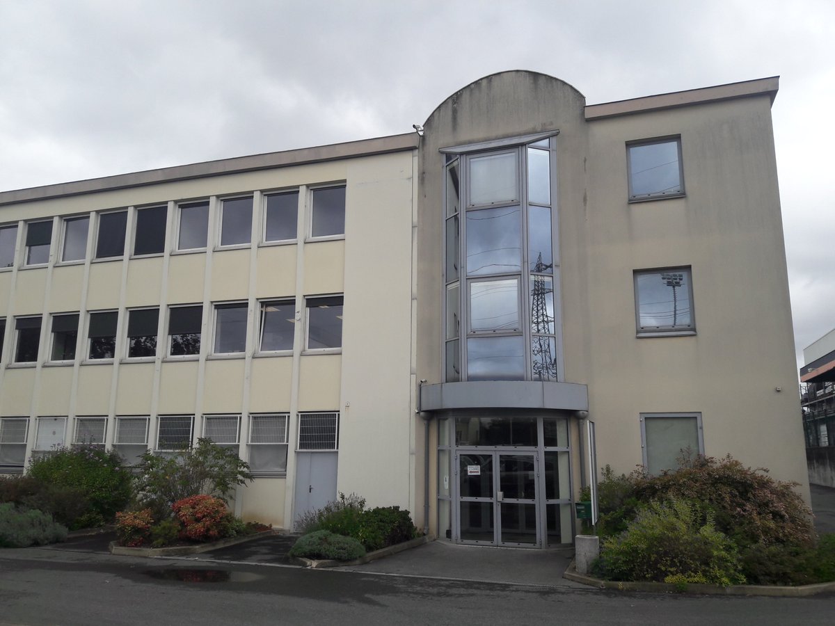 Epareca's tweet photo. Le 25/09, 1ere visite d'@Epareca
 à #Villemomble afin d'étudier l'opportunité de créer un hôtel d'entreprises et des locaux d'activités rue Laënnec/route nationale 302. https://t.co/HurHn9soLI