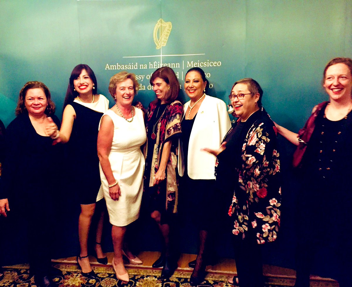 IrishEmbMexico's tweet photo. It was an honour to welcome many Senadoras and Diputadas🇲🇽 to the Residence last night as part of our programme for 🇮🇪’s presidency of the Roundtable of International Cooperation for Gender Equality in Mexico. 

#GeneraciónIgualdad #VivaLaMujer https://t.co/xS40f9yVZi