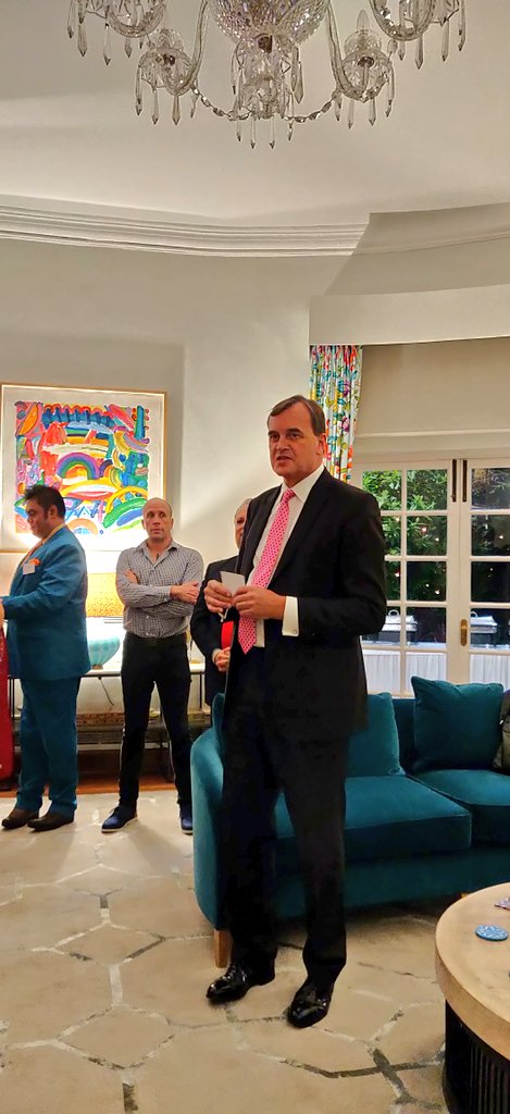 CSCLeaders's tweet photo. Huge thank you to HE Sir Dominic Asquith for hosting and addressing the #CSCLeaders 2019 participants at his residence. @UKinIndia @CommonPurpose https://t.co/1ggvlevrwH