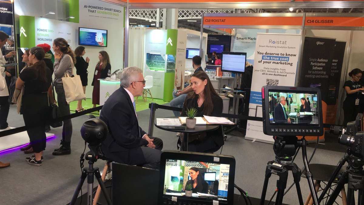 disruptivelive's tweet photo. Joining us now is @JohnnyVmalek from Dubai Airport Freezone. Johnny will be discussing the growth of e-commerce and Dubai CommerCity.
Tune in above π
#TFM19 #ECE19 #ADTECHLDN #CustomerFirstLive #DisruptiveLIVE https://t.co/CafFAVvzRj