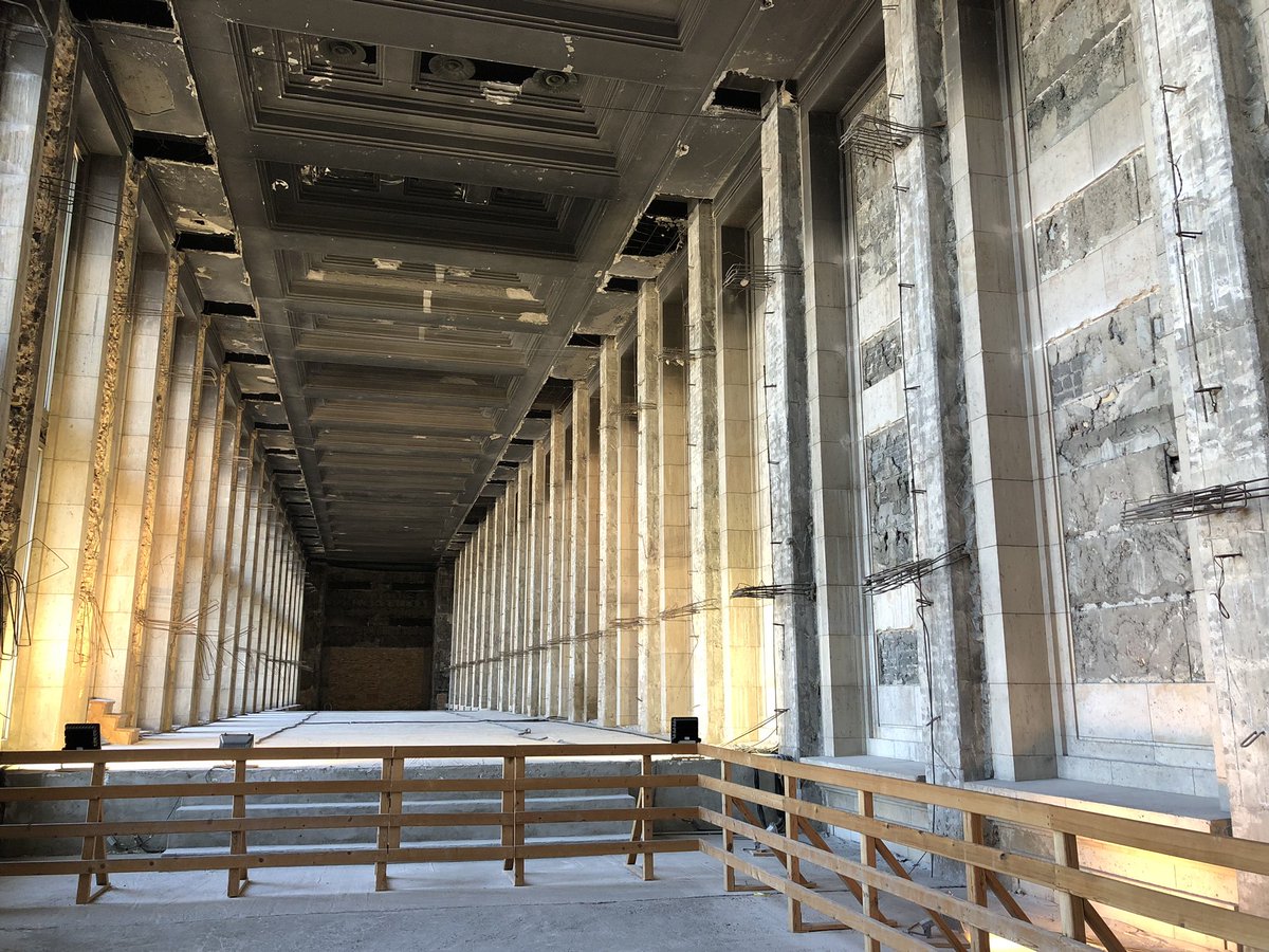 Battle Berlin Loft False Ceiling Impression Tall Foyer