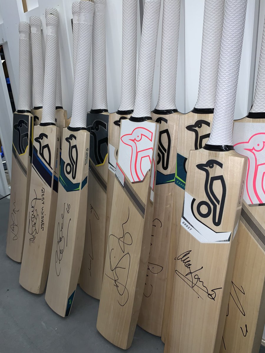 SportsJOE_UK's tweet photo. #SwannysCricketShow giveaway!!

Fancy yourself an OFFICIAL Kookaburra cricket bat as seen on the set?!

Signed by the likes of @Swannyg66, @MontyPanesar, @jbairstow21 and @ambrose_curtly.

Simply RETWEET to enter!

Thanks to @KookaburraCktUK https://t.co/n9ambkPJEU