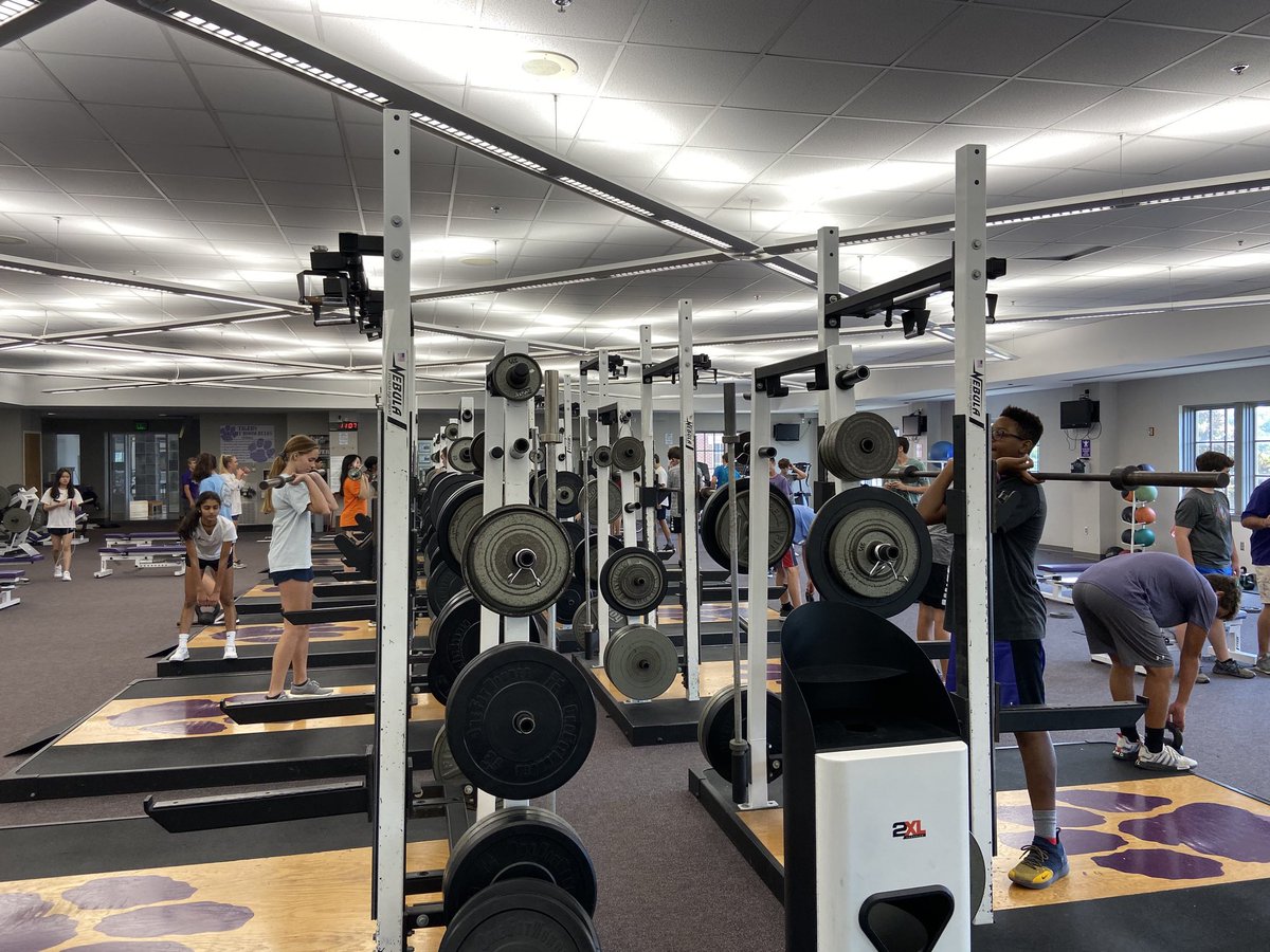 ⁦@DarlingtonTiger⁩ has a rotating schedule with classes that meet for extended lengths of time. Enabling our students to make the most of their Physical Education classes  #learnwithpassion