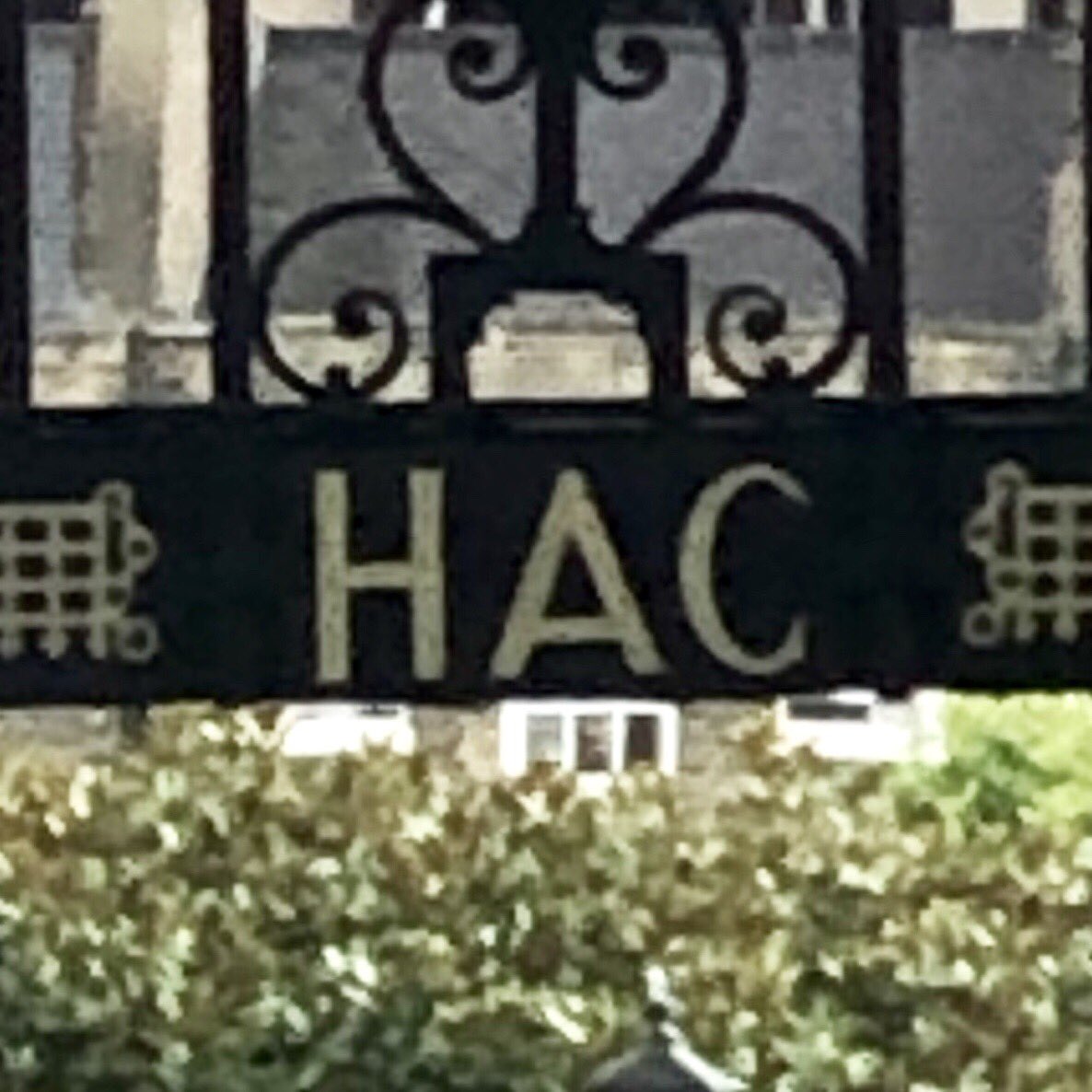 JeremyTankard's tweet photo. Spotted this. But had to step away for ‘legal reasons’. An upside down cap C on the Honourable Artillery Company gate along City Road in London. Is it also a random serif where the HA are sans. https://t.co/tpusY3yWGq