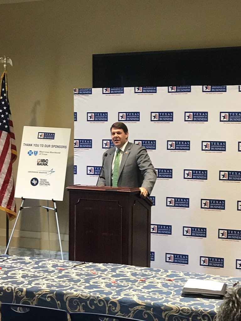 txbiz's tweet photo. “MALT - make America like Texas”@RepArrington speaking on energy and agricultural independence being critical to the world and Texas.#TABDC #jobs #paychecks https://t.co/owJBBNJNMj
