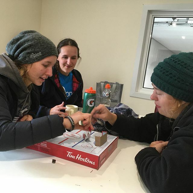 vanstoneplants's tweet photo. Coffee break hockey game https://t.co/B5yVuGF2wD