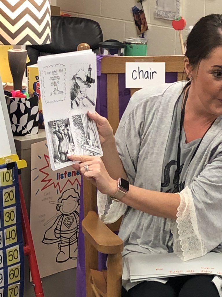 JasmineShimerda's tweet photo. @hazelgrove_kck Mrs. Lohrey is making connections for students from the Interactive Read Aloud, to morning message, to work they do in centers! #WeAreKCKPS #FPLiteracy @FPLiteracyTeam https://t.co/p3GO8lS40m