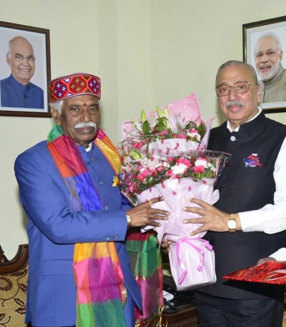 maheshguptakent's tweet image. With Shri Bandaru Dattatreya, Hon&apos;ble Governor of Himachal Pradesh at Raj Bhavan, Shimla on September 25th, 2019