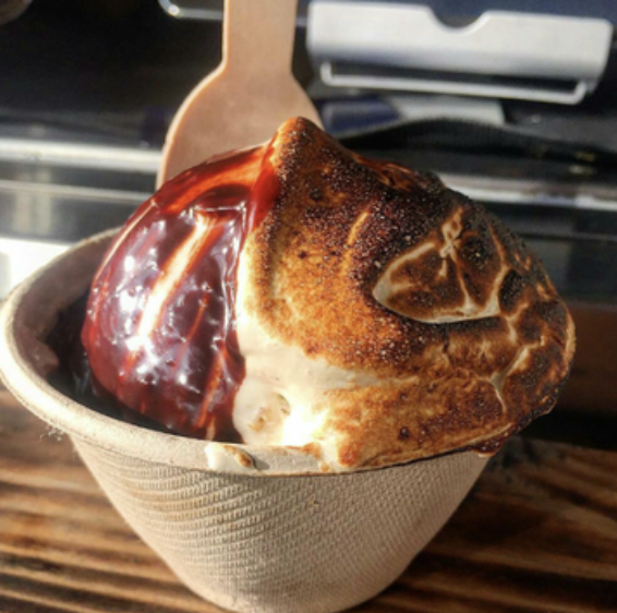 Tonight is the LAST #BeachEats of the year and we have brought the best🍴🌴 <a href="/Blasticecream/">Blast Ice Cream</a> <a href="/thedelidoctor/">The Deli Doctor</a> @indiaJonesCT @PinchofFlavor <a href="/RollnLobster/">Roll'n Lobster</a> and @WiseBarbecue, plus live music and a great view! 5-9pm, Marina del Rey at Mothers beach, 4101 Admiralty Way!