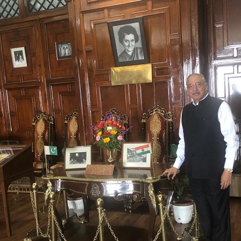 maheshguptakent's tweet image. At Raj Bhavan, Shimla - where the famous Shimla Agreement was signed on 2nd July, 1972 between Zulfiqar Ali Bhutto, then Prime minister of Pakistan and Indira Gandhi, then Prime Minister of India.