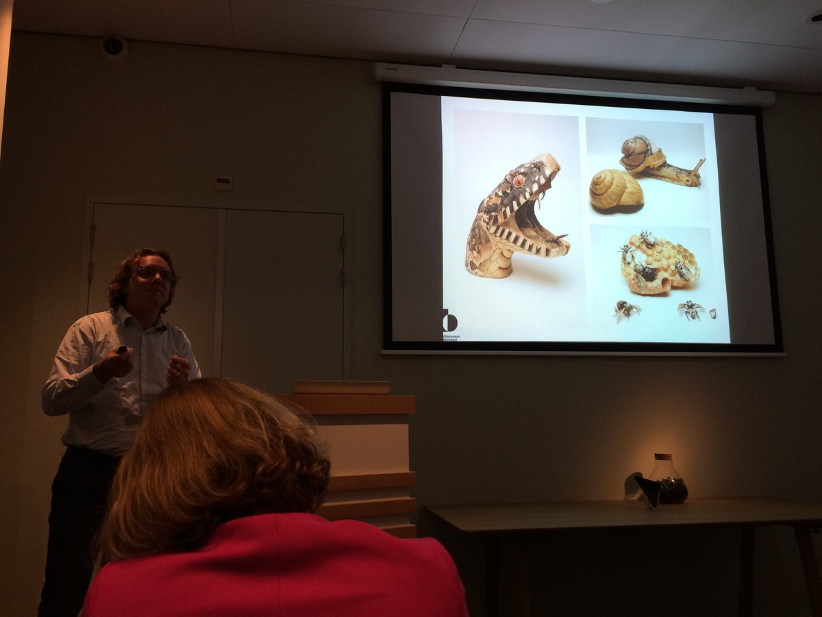 JessieWHChen's tweet image. This afternoon @Ms_History and Bart Grob opened the #technicalarthistory #colloquium of this year with great talks on #écorché models at the @museumboerhaave!