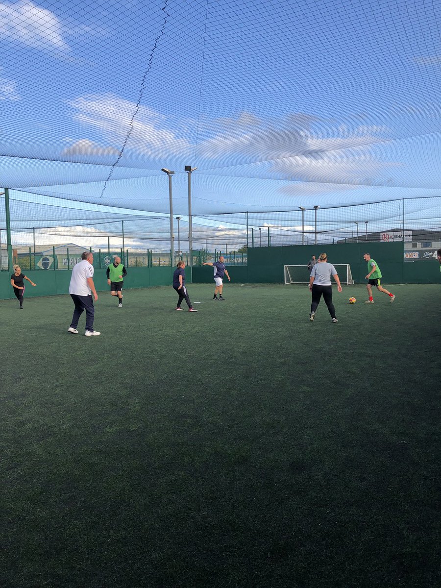 SpringCottagePS's tweet photo. The sporting enthusiasm doesn’t just stop with our children! #stafftournament #horizontrust @CleevePrimary @CavendishHull https://t.co/7mII0cDdw6