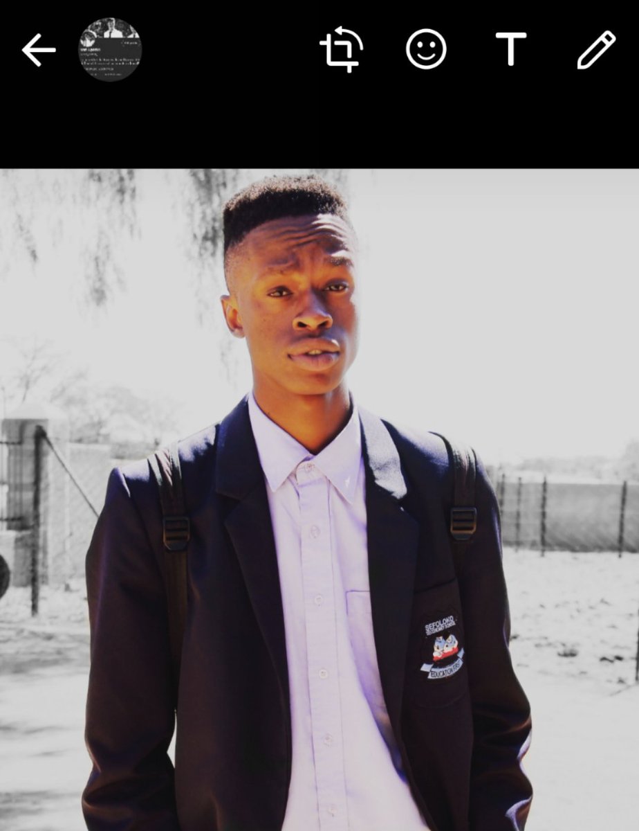School boy😊🌹
#Schooled