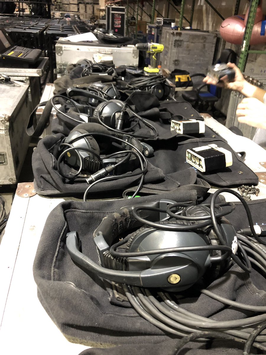 BanditLites's tweet photo. Checking com isn’t the most glamorous thing to do on a prep but it’s vital to your show so take time to prep it properly https://t.co/GbFbf0Ucg4