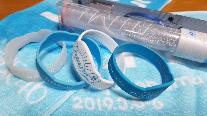 #日向坂46ワンマンライブ  2曲目がな恋とか予想外で泣くわ。ぱんのダッシュ、パリピのラップも良かった。ジョイラのペンライト綺麗だった。見どころ多すぎて、期待していたものと良い意味で違いすぎて、でも良いからこそ更なる欲が出てしまう。新曲聞きたかったな。お久の日高屋味噌ラー美味しかった。<a href="/tag/%E6%97%A5%E5%90%91%E5%9D%8246%E3%83%AF%E3%83%B3%E3%83%9E%E3%83%B3%E3%83%A9%E3%82%A4%E3%83%96"class="tags">#日向坂46ワンマンライブ</a>