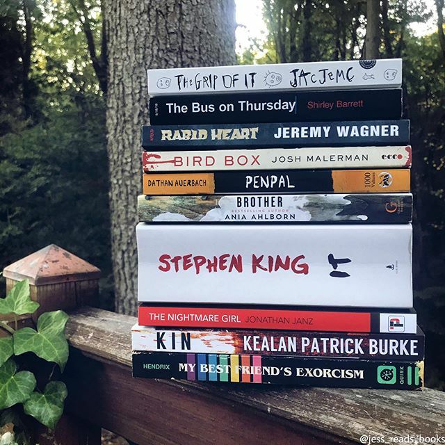 whatjessreads's tweet image. Happy #spookstack day! This stack represents 10 books that I have read and loved and would recommend for this spooky season!
•
I was originally going to make a TBR stack, but my running list of books to read is out of control and I’m feeling a little… ift.tt/2mVcwWI