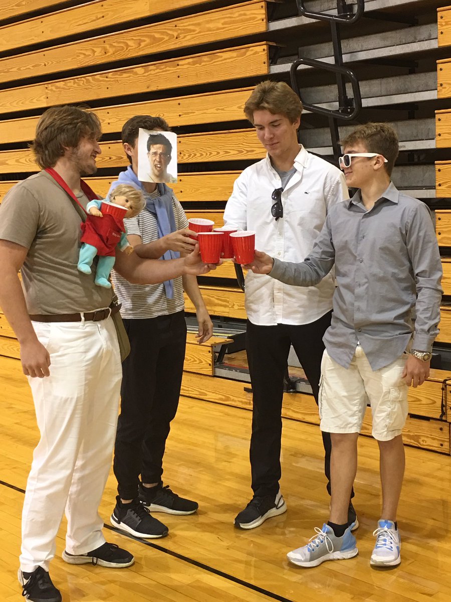 Before I was a one man wolf pack. <a href="/HolyFamilyFire/">Holy Family Catholic High School</a> #carlos #hfhomecoming2019