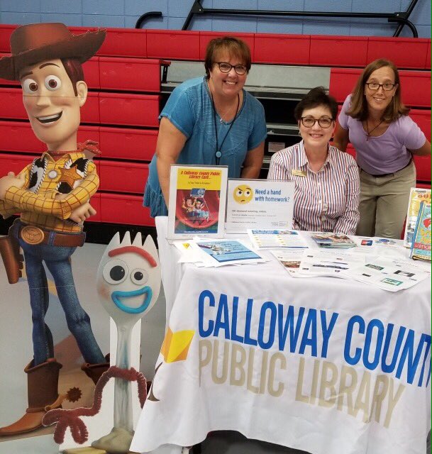 CCPLGreatStuff's tweet photo. Southwest Calloway Elementary Family Reading Night...

Such fun visiting with the awesome readers Southwest Calloway Elementary this evening! @SouthwestLaker

#callowaycountylibrary
#CallowaySchools https://t.co/TaGSqOXbRE