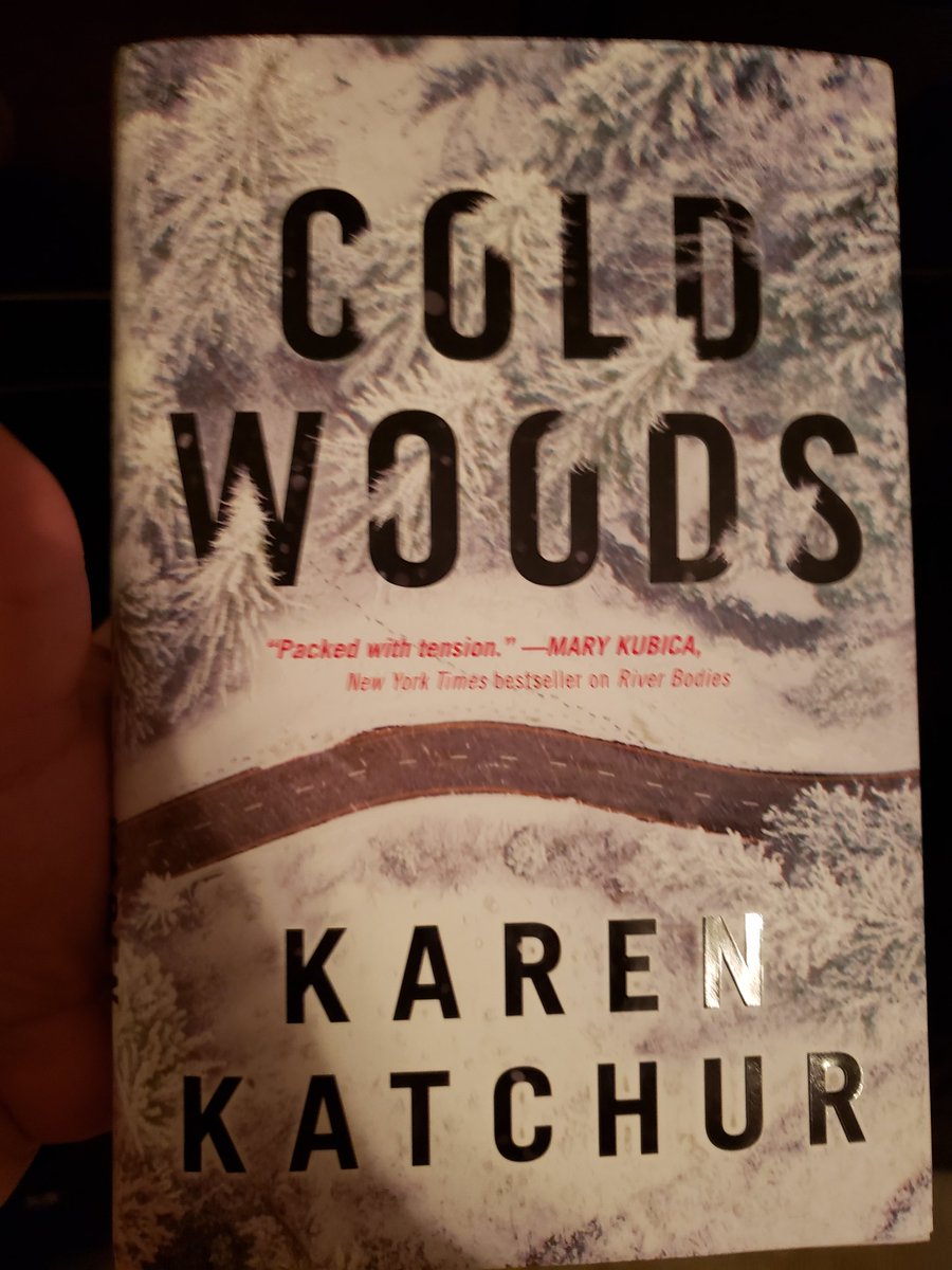 mommamea13's tweet photo. @karenkatchur !!! Thank you for my wonderful surprise! I won these two autographed books! #ILove2read #BookwormsAnonymous https://t.co/04HmUW7PLR