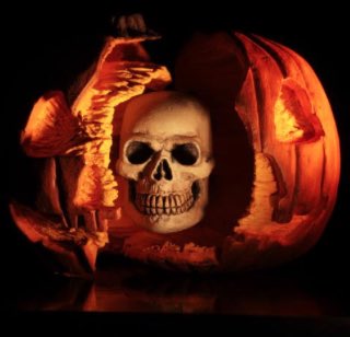 HalloweenTownCA's tweet photo. New Ultimate Halloween II Michael Myers 7β figure!!ππ»
Comes with 3 heads- normal, blood tears, and Ben Tramer!ππ»π¨πͺ3 weapons, and pumpkin/skull!!ππ
#halloween #halloween2 #michaelmyers #bentramer #toys #figures #toycollector #horror #horrorfan #halloweentown https://t.co/8t3w6zOycs