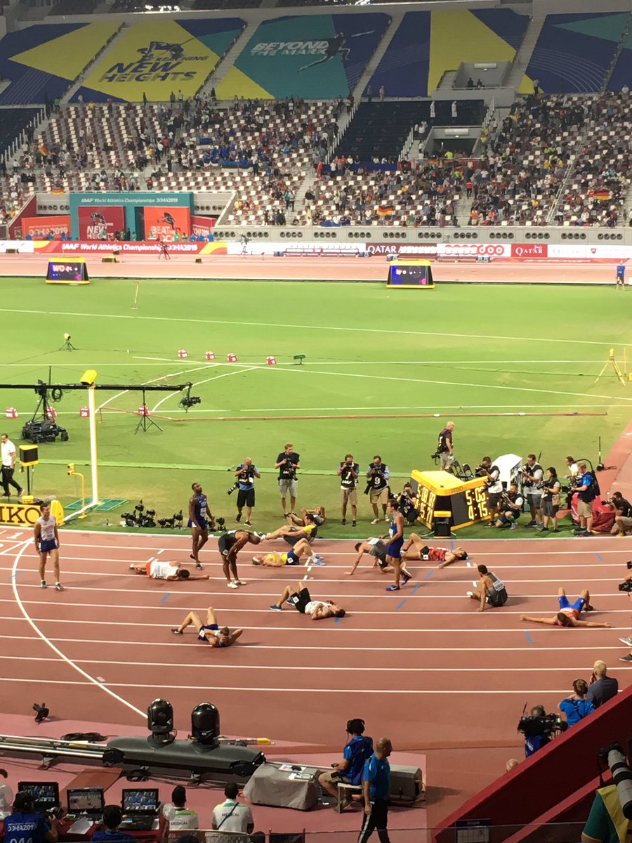 Wenn Zehnkämpfer Feierabend machen.
