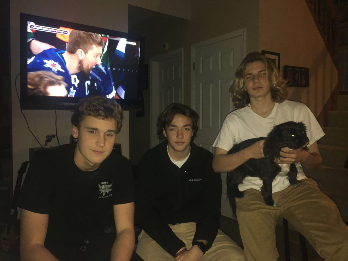 evansoccer07's tweet photo. Happy birthday @manusoccer77🤪🎂 https://t.co/GfQ4aFPUfl