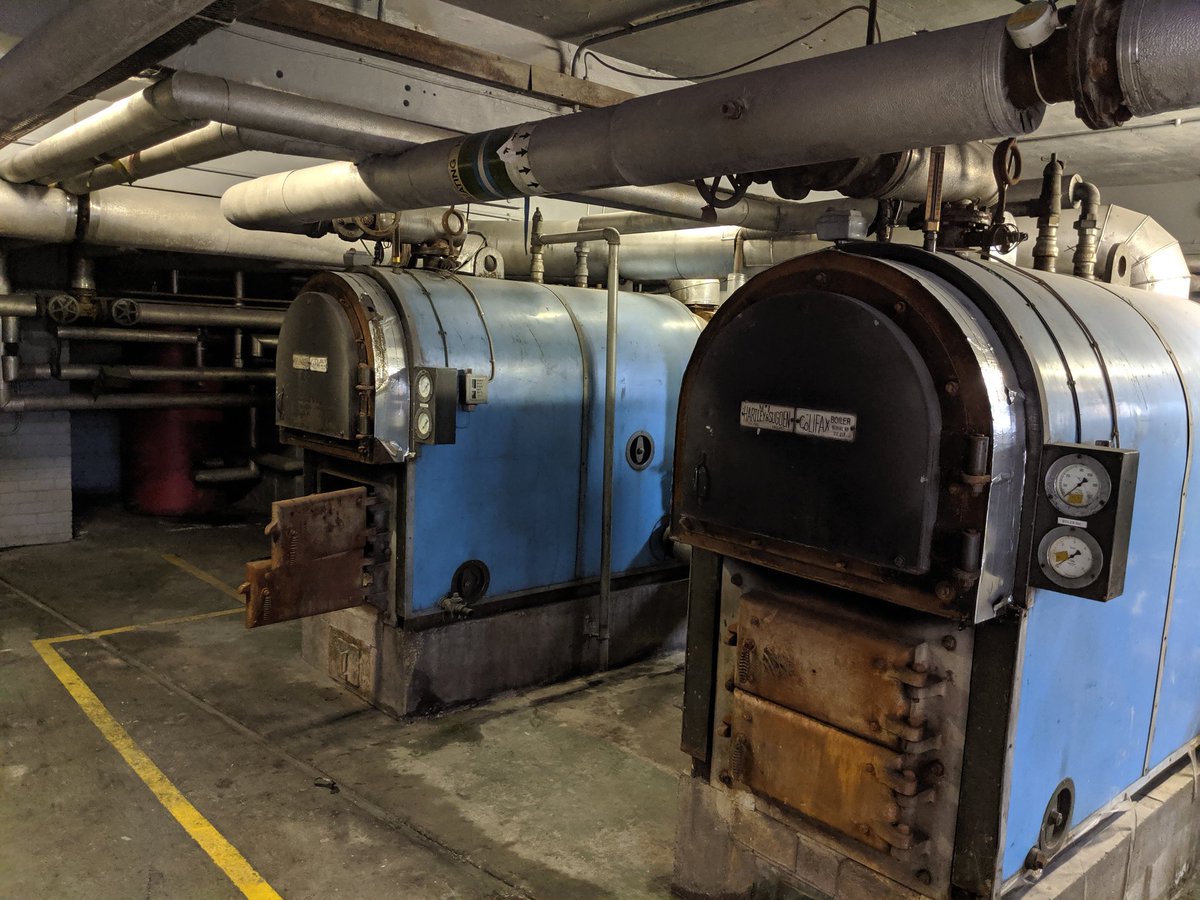 heating_alt's tweet image. Our first tweet is to show of one of our best installs. Replaced 3 old coal fired boilers with new energy efficient boilers. @heating_alt @ViessmannUK @Viessmann @Grundfos_UK @Danfoss #sbs #medem #mikrofil #mechanical #contractor