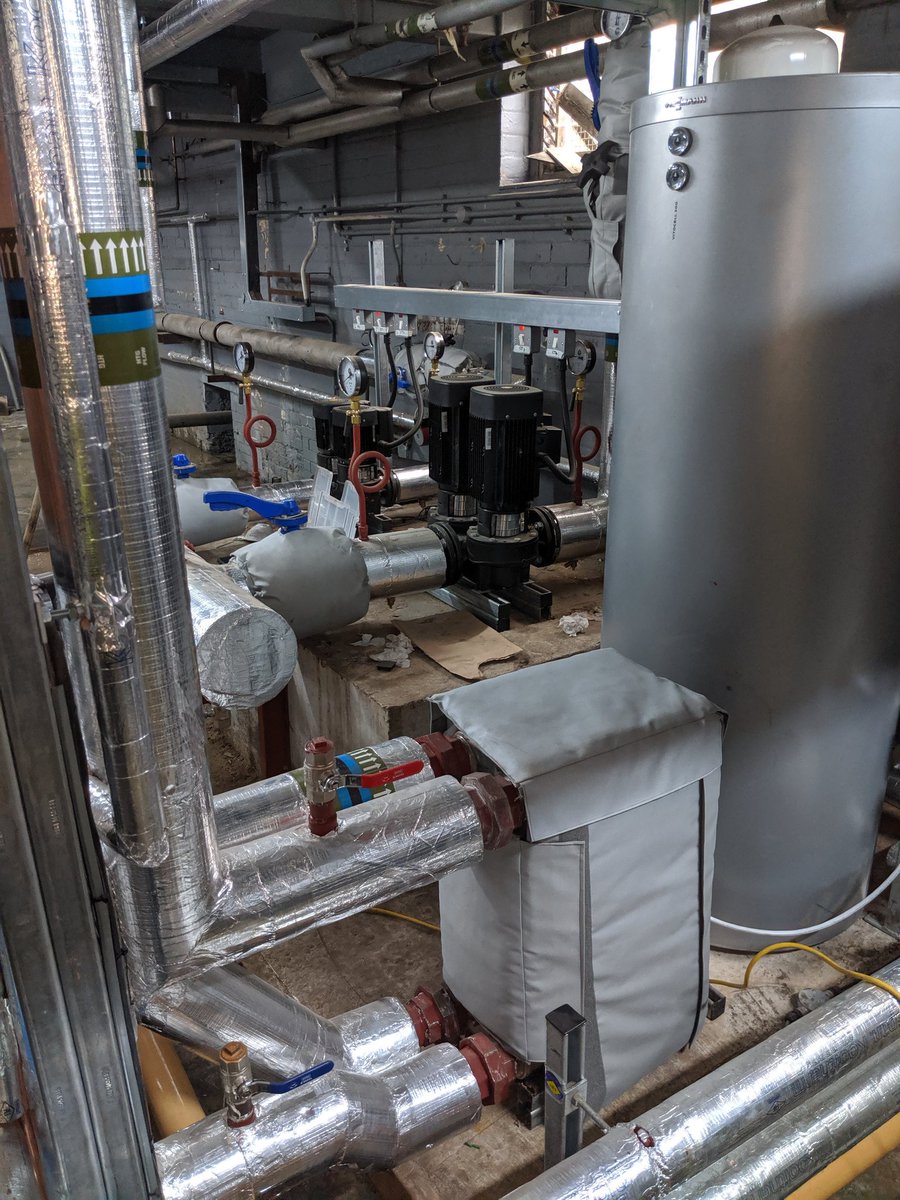 heating_alt's tweet image. Our first tweet is to show of one of our best installs. Replaced 3 old coal fired boilers with new energy efficient boilers. @heating_alt @ViessmannUK @Viessmann @Grundfos_UK @Danfoss #sbs #medem #mikrofil #mechanical #contractor