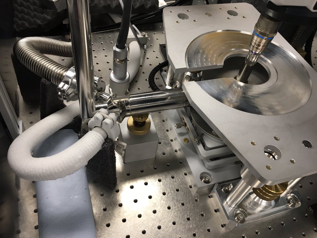 EXTREMAG1's tweet photo. It’s been a very exciting week in @EXTREMAG1 carrying out the first liquid Helium run of the wide field Kerr microscope @UoE_Physics https://t.co/PAlfhDjF9a