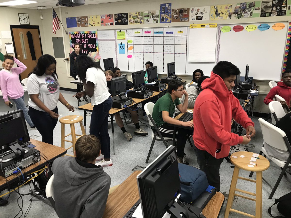 EmilyDuplantis's tweet photo. How else do you teach processing to your computer science kiddos? Card games. @codeorg #FortD #teampackattack https://t.co/LUmjSlwKWm