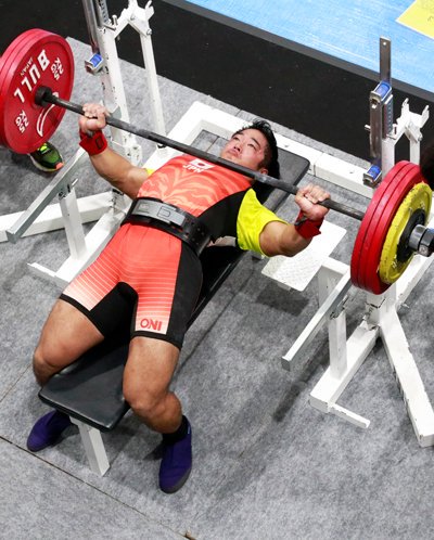 東京都パワーリフティング協会 公式 9 28第17回東京都秋季総合ベンチプレス選手権の男子の部絶対重量トップ3です 93kg 小尾晋太郎選手 210kg 東京都新記録 1kg級 日沼公選手 195 kg級 西村将汰選手 190 5kg 東京都新記録 西村選手の記録はjr 東京都パワーリフティング協会 公式 9 28第17回東京都秋季総合ベンチプレス選手権の男子の部絶対重量トップ3です 93kg 小尾晋太郎選手 210kg 東京都新記録 1kg級 日沼公選手 195 kg級 西村将汰選手 190 5kg 東京都新記録 西村選手の記録はjr