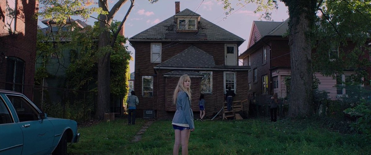 IT FOLLOWS (2014) dir. David Robert Mitchellsupernatural // after what appeared to be an innocent night with a date, a young woman realizes that a deadly presence is following her—& that it will never stop unless she & her friends can find a way to defeat it for good.