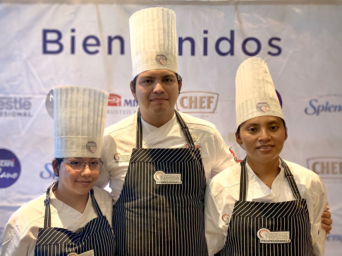 ParadisusCancun's tweet photo. Concurso de cocina con nuestros excelentes chefs en @ParadisusCancun... Deliciosas e  increíbles creaciones con los productos de @Nestlepro #Cooking #chefs #paradisuscancun https://t.co/IPAeno6r1B