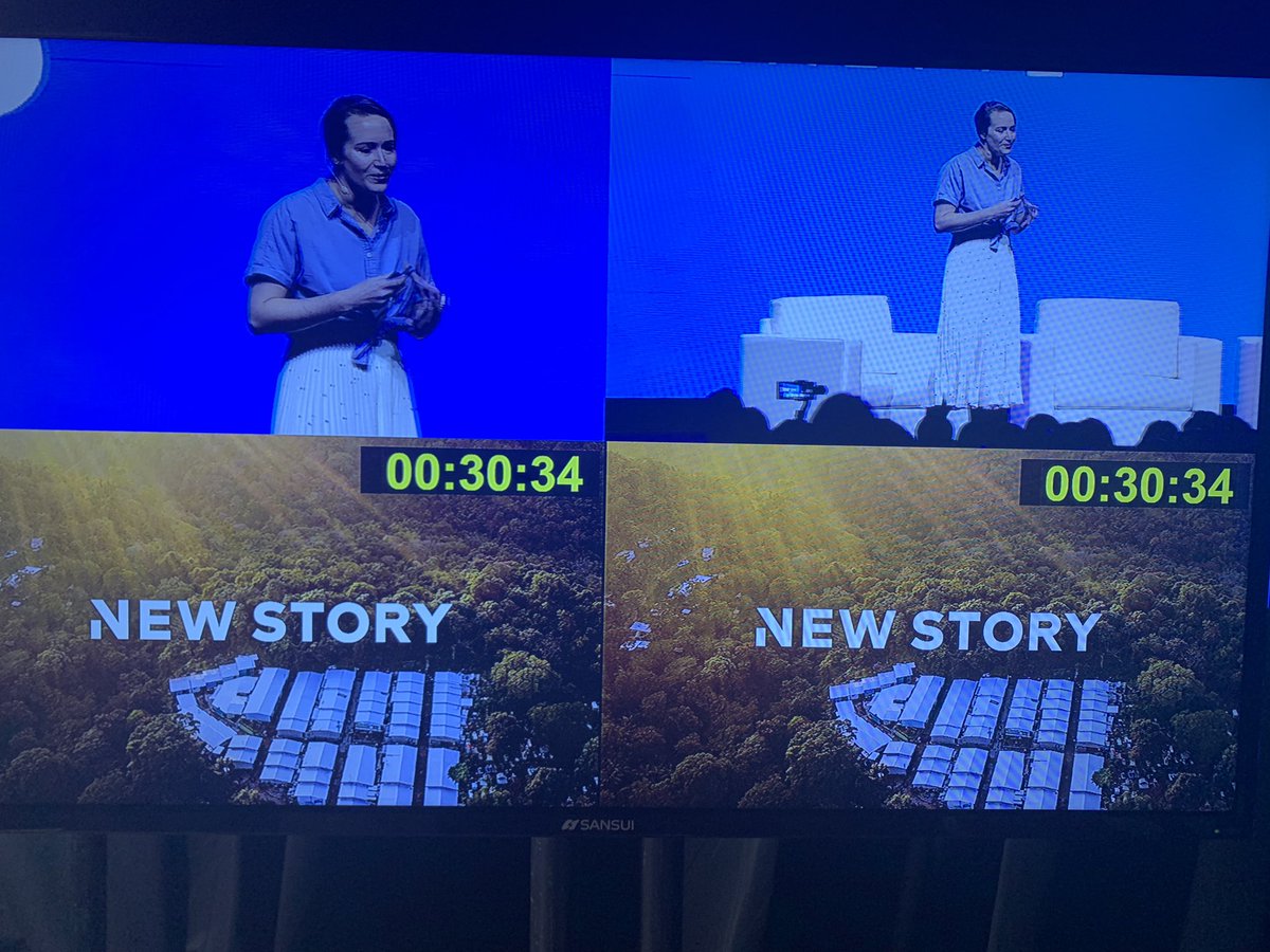 MitchRobinson27's tweet photo. #exprealtyproud that @eXpRealty will be teaming up take on global homelessness working with @NewStoryCharity #expcon19 https://t.co/cnO4NBGtzU