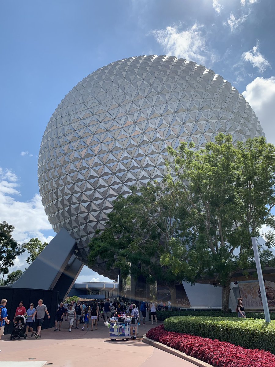 𝕄𝔸𝕃𝕌 tweet media