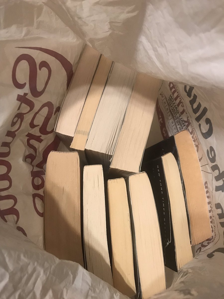 MsButts222's tweet photo. When your public library has a #booksale and teachers are given the VIP treatment. Thanks CPH Library for supporting my classroom &amp; helping me #buildmystack! @ncte https://t.co/pO7bPYMI3t