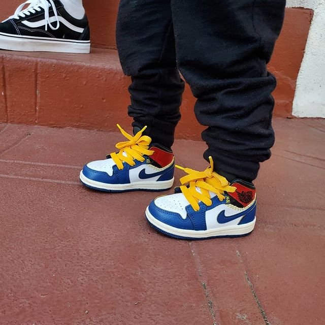 SOLELINKS's tweet photo. 👀👶🏻@unionlosangeles https://t.co/CvbIjmbjZU