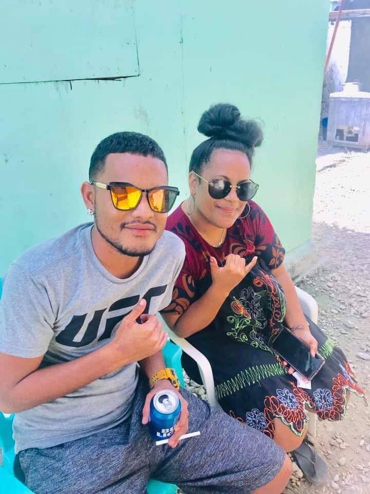 barlikgold's tweet photo. Happy National Boyfriend Daaaaay #snapchatsawitfirst #thentwitter #riJaluitimRiWotholalne #jinounadkikiMonkubokimBuoj https://t.co/HNWr3ycbYh