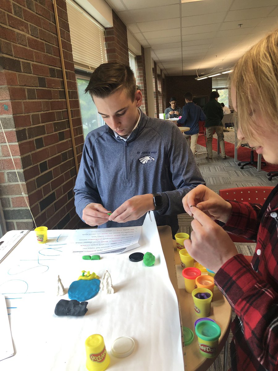 MagistraSolomon's tweet image. #APLatin students @stjohnsprep creating representations of the North African coast as described by #Vergil in his famous ecphrasis in the #Aeneid. Inspired by @WickedDecent and @amyburvall #intentionthebook.
#latinteach #loqlat #EveryOneCanCreate