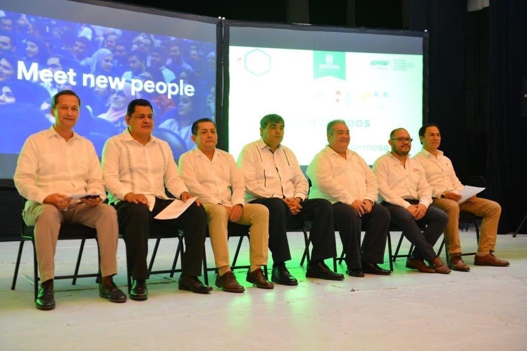 SEDEC_Tab's tweet image. En representación del gobernador, el subsecretario de la #SEDEC Juan Antonio Torres Báez, asiste a la inauguración del XVII Congreso Nacional e Internacional de Informática y Sistemas #CONAIS que busca impulsar las industrias tecnológicas. 

@UJAT