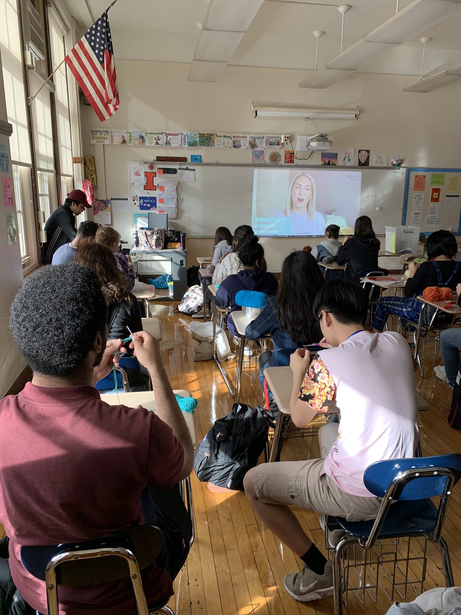 Laura Frcka tweet media